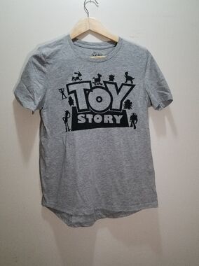 Pixar Toy Story Women's Juniors XL Graphic Short Sleeve Shirt Disney Chsracters